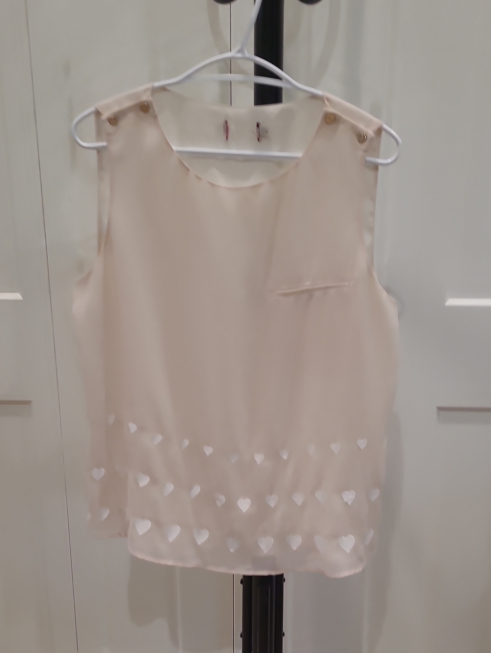 Ted Baker Cream Sleeveless Heart-Trim Sleeveless Tunic Blouse